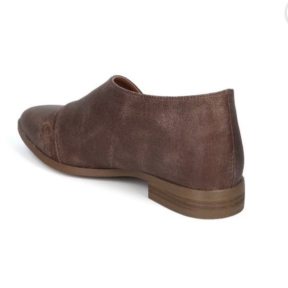 Qupid Tuxedo-68 Leatherette Pointy Toe Extreme Cut Out Ankle Bootie - Picture 4 of 12